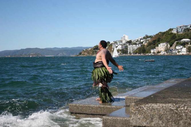 Kalisolaite ‘Uhila, Ongo Mei Moana. Ongo Mei Moana, 2015, live performance at The Performance Arcade 2015, Wellington Waterfront, New Zealand